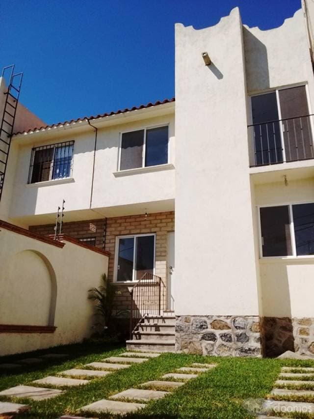 CASA EN ZAPATA COMPLETAMENTE NUEVA — foto 4