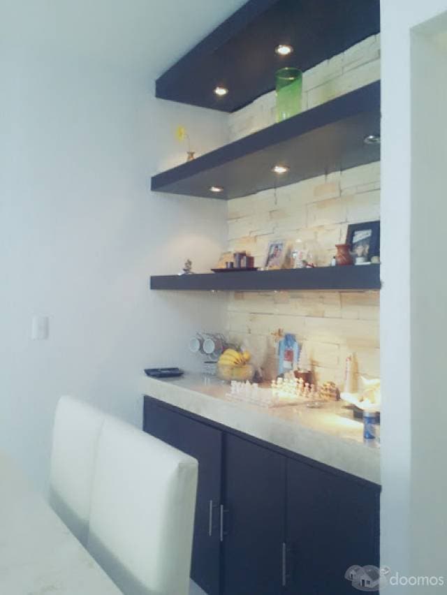 EXCELENTE CASA COMPLETAMENTE AMUEBLADA EN PRIVADO FRENTE ALBERCA — foto 1