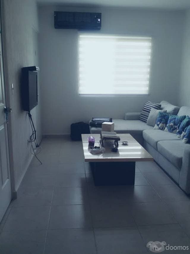 EXCELENTE CASA COMPLETAMENTE AMUEBLADA EN PRIVADO FRENTE ALBERCA — foto 5