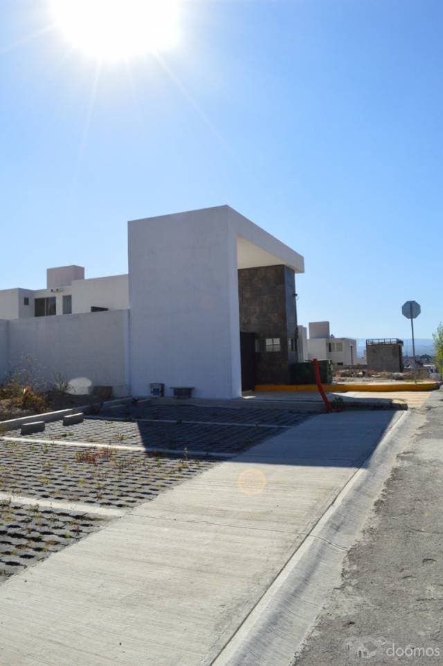 CASA DE DOS NIVELES.. — foto 4