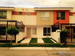 CASA EN RENTA TOTALMENTE AMUEBLADA Y EQUIPADA EN, PARQUES DE TESISTAN