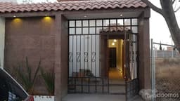 Casa con Consultorio
