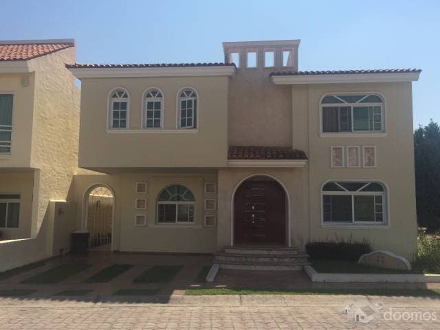 CASA EN VENTA EN JARDÍN REAL — foto 1