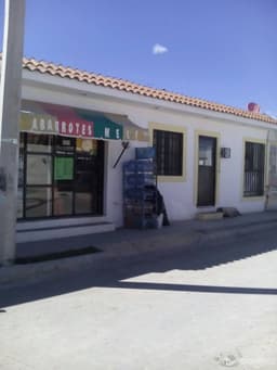 CASA EN VENTA A UN LADO DE SAN LORENZO