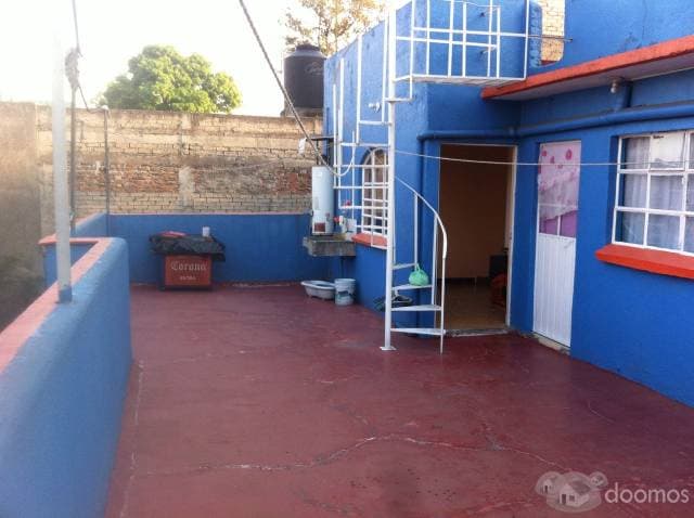 Casa con local comercial — foto 8