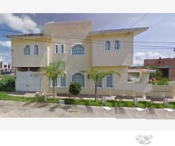 OPORTUNIDAD CASA A MITAD DE PRECIO ARRAYANES POR TETLAN