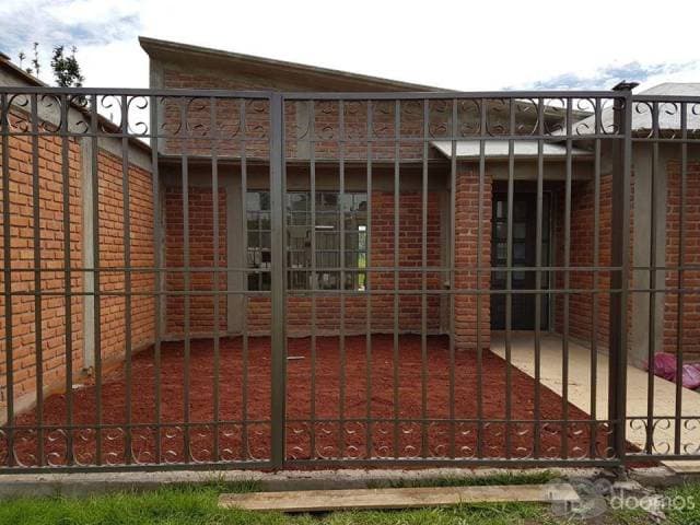 BONITA CASA EN VENTA EN PAPALOTLA CERCA DEL CENTRO — foto 1