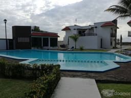 CASA CON EXCELENTE VISTA EN FRACCIONAMIENTO PARAÍSO DEL ESTERO