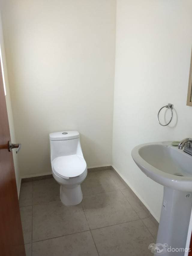RENTO CASA EN CUMBRES DEL LAGO — foto 4