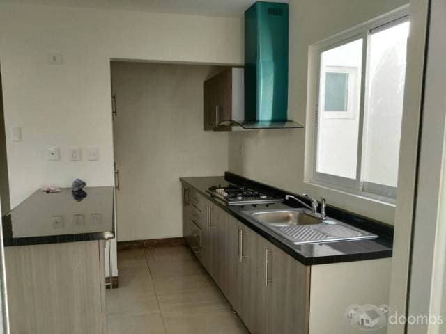 CASA CON ALBERCA EN ZONA EXCLUSIVA — foto 7