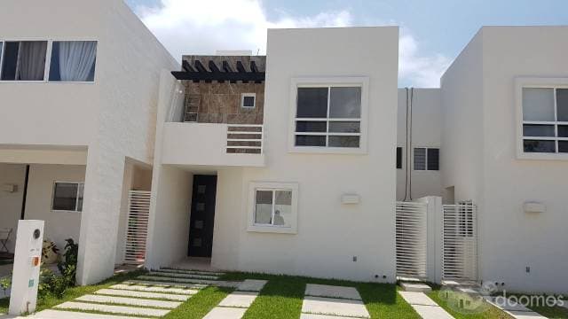 CASA SIN MUEBLES EN RESIDENCIAL LA JOYA EN RENTA — foto 1