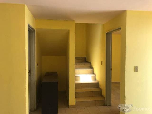 Casa en venta, amplia en Zapopan — foto 2