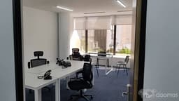 Oficinas equipadas de 8 a 12 personas. Servicios Incluidos. con vista a Paseo de Reforma