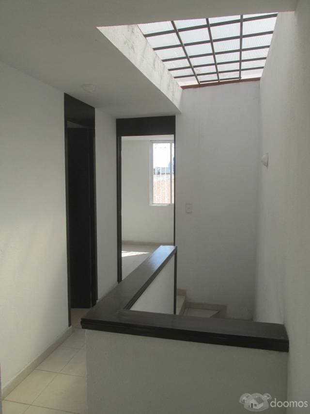 Fabulosa Casa con 3 Recamaras y 2½ Baño — foto 8