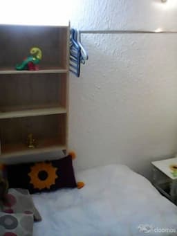 PENSION DE DAMAS CUARTO CON BAÑO CASI PROPIO AMUEBLADO CON SERVICIOS CERCA METRO INSURGENTES Y HOSPITAL GENERAL