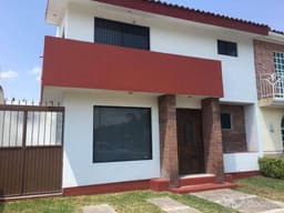 Casa en renta amueblada Irapuato Gto.