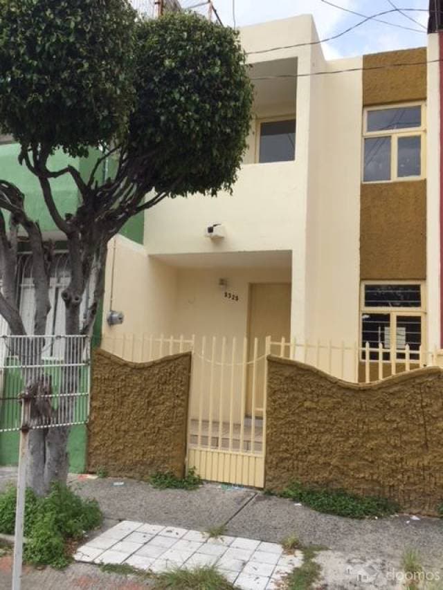 Casa en Venta, muy bien Ubicada, Fracc. El Colli — foto 1