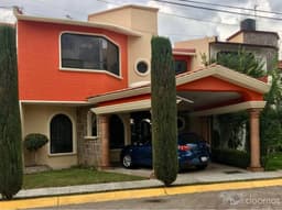 Casa en Zona Residencial, Arboledas de San Javier; Pachuca Hgo
