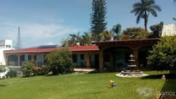 CASA EN VENTA EN LOMAS DE CUERNAVACA, TEMIXCO MORELOS, UN NIVEL
