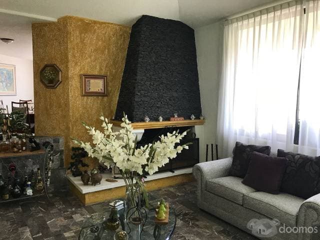 RESIDENCIA CON MAJESTUOSO DISEÑO — foto 2