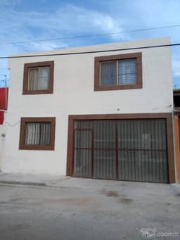 AMPLIA CASA EN VENTA EN FRACCIONAMIENTO LEANDRO VALLE