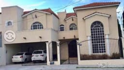 HERMOSA CASA EN VENTA EN FRACCIONAMIENTO TULIPANES 4TA ETAPA