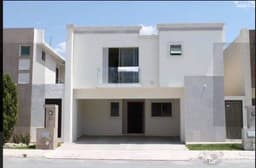 HERMOSA CASA EN VENTA EN FRACCIONAMIENTO MISIONES III