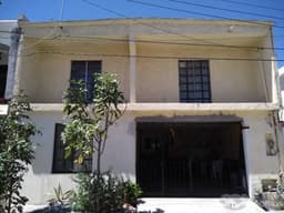 BONITA CASA EN VENTA EN FRACCIONAMIENTO BONANZA