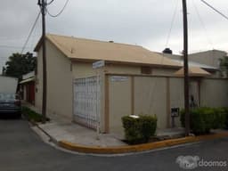 BONITA CASA EN VENTA EN FRACCIONAMIENTO SAN LORENZO ORIENTE