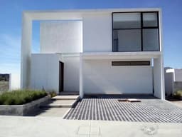 BONITA CASA EN VENTA EN FRACCIONAMIENTO HACIENDA EL REFUGIO