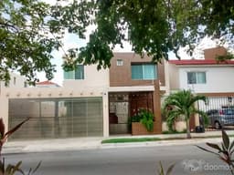 Casa en Venta S.M. 11, Fonatur. 4 habitaciones