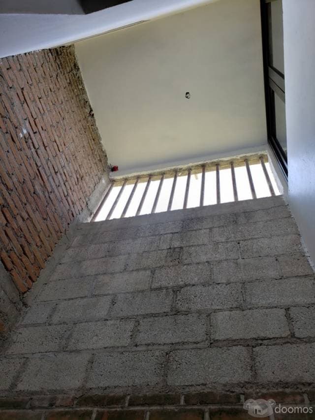 RENTO CASA. JUNTO PERIFERICO Y BODEGA AURRERA — foto 7