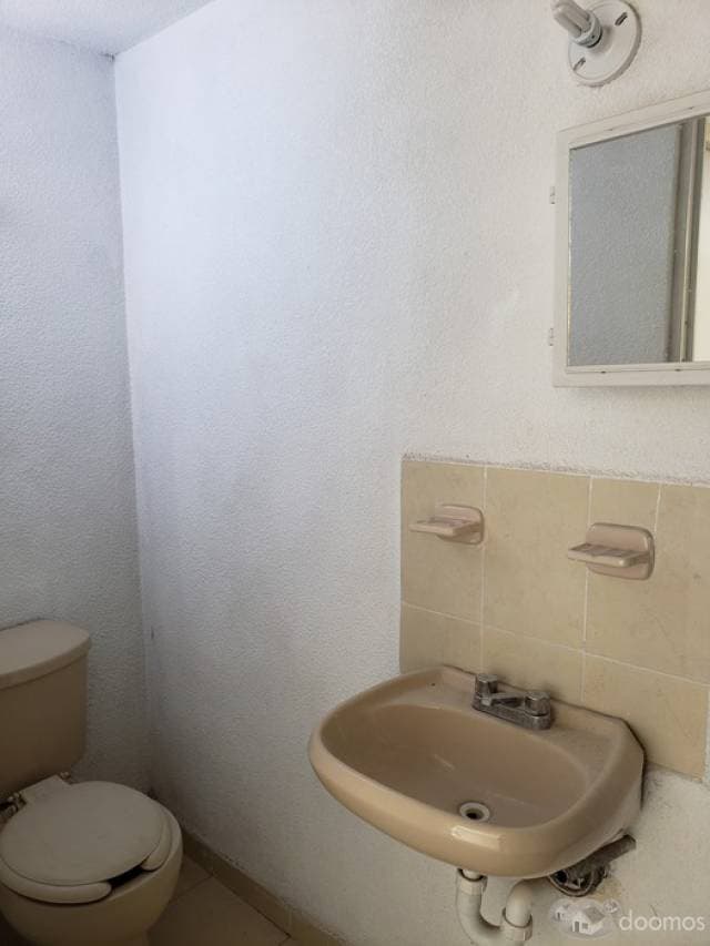 RENTO CASA. JUNTO PERIFERICO Y BODEGA AURRERA — foto 8