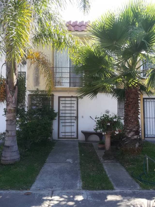 Casa en Zapopan FRACC. LOS MOLINOS — foto 1