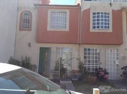 Hermosa casa en Fraccionamiento Las Am[ericas