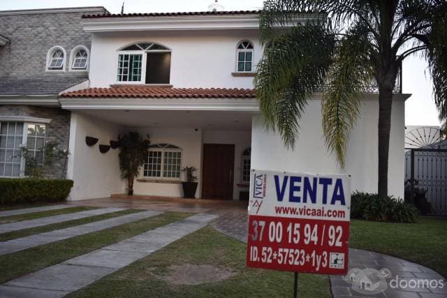 Venta de Casa en Valle Real. — foto 1