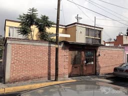 BONITA CASA COYOL EN ESQUINA DELEGACION GUSTAVO A MADERO CDMX