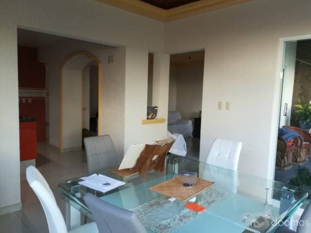 AMPLIA CASA, EXCELENTE OPORTUNIDAD, CENTRO ESTADO — foto 4