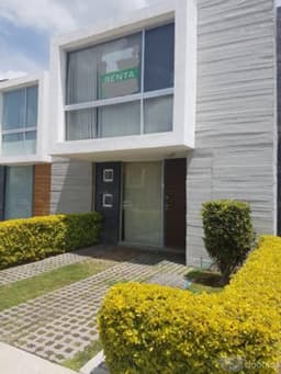 Se renta casa en Irapuato Gto. fraccionamiento Misión