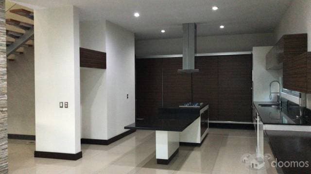 Escelente casa en Valle Real en el coto Florencia — foto 12