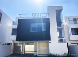 Hermosa Casa con Acabados de Lujo en Privada con Alberca