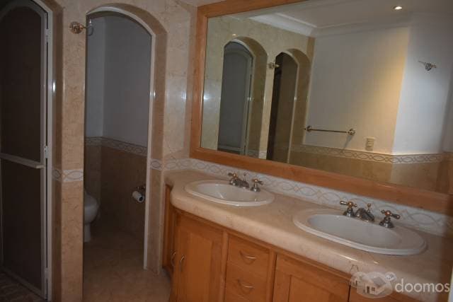 HERMOSA CASA EN VENTA EN VALLE REAL — foto 14