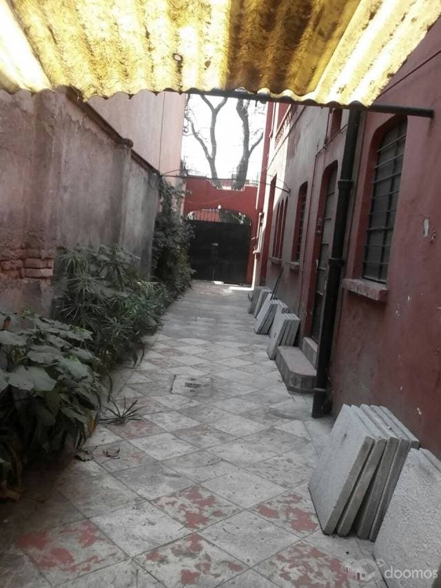 Casa de gran terreno en Col. Del Valle, en zona tranquila. — foto 4