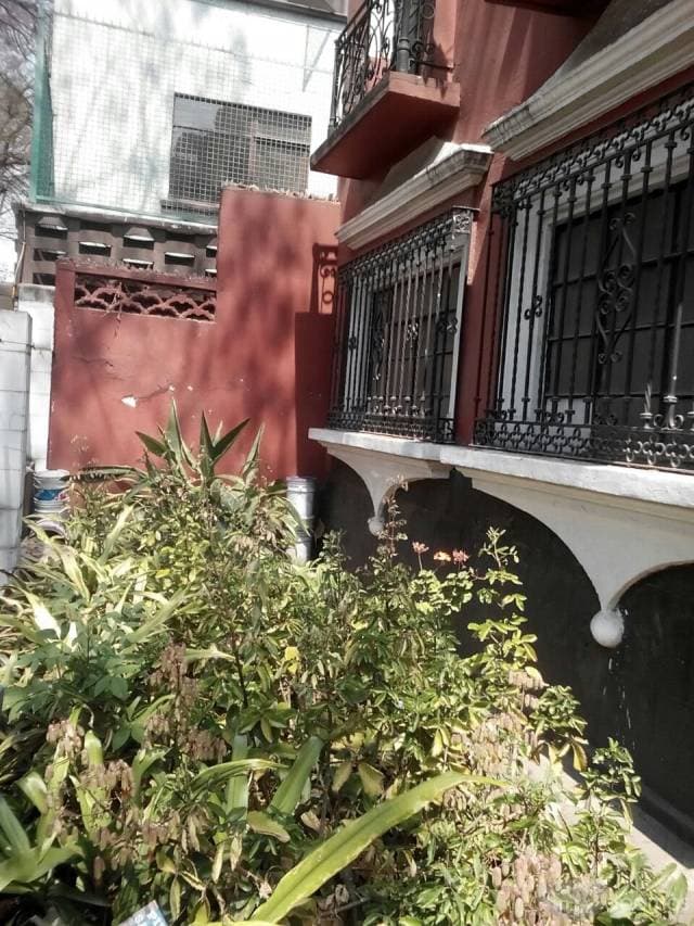 Casa de gran terreno en Col. Del Valle, en zona tranquila. — foto 6