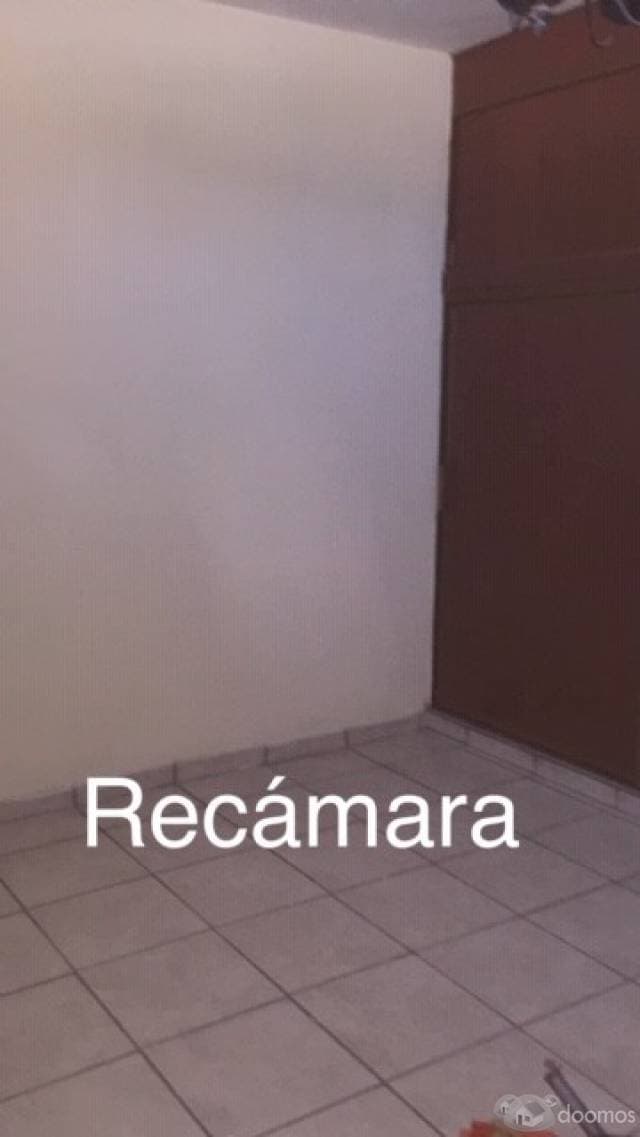 VENTA DE CASA TECHADA Y REMODELADA — foto 5