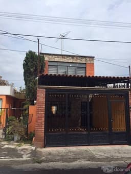 Casa en VENTA bien UBICADA!! cercana a Plan de San Luis