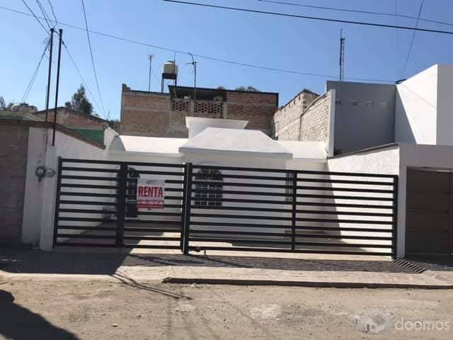 CASA EN RENTA JARDINES DEL SUR CELAYA — foto 1