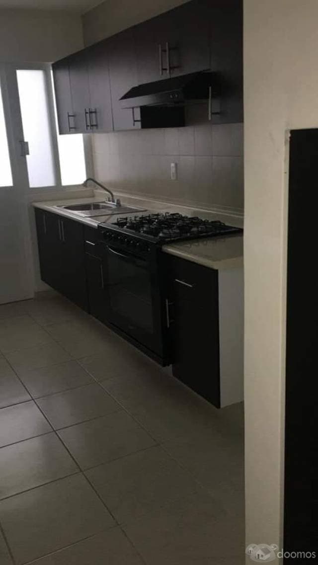 CASA EN RENTA PUERTA DE PIEDRA CELAYA — foto 4