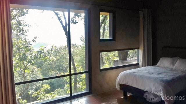 CASA CON VISTA AL LAGO EN IZAR — foto 15