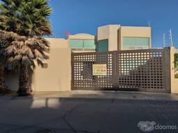 Hermosa Casa en Venta en Lomas de Gran Jardín